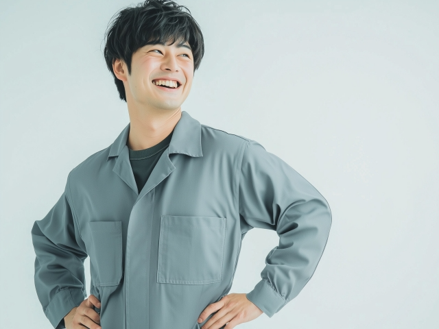 20～40代活躍中！自動車エンジン部品のマシンセット&取り出し【...